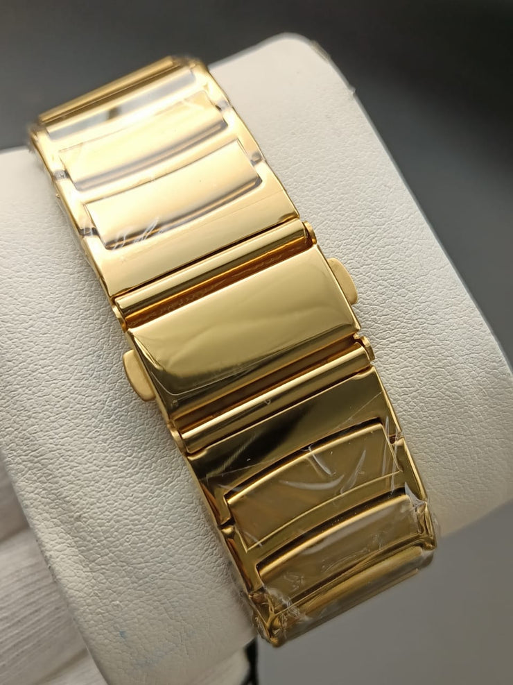 Quartz Watch Gold/White Colour (Copy)